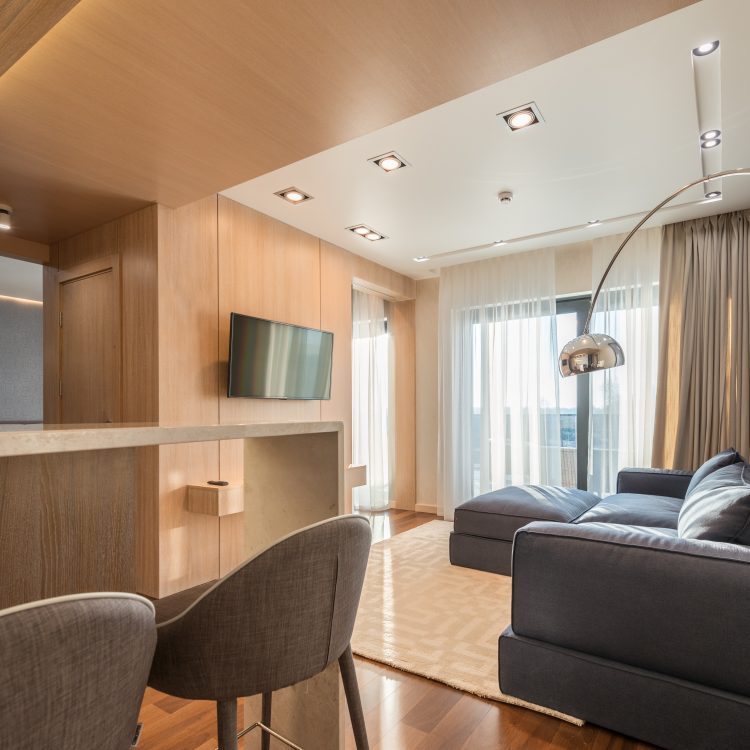 Κατασκευή κατοικιών, επιχειρηματικών χώρων, ξενοδοχειακών εγκαταστάσεων και κτηρίων βιομηχανικής χρήσης από την κατασκευαστική εταιρεία ΔΟΜΩ στη Θεσσαλονίκη. Σύγχρονο design, ανακαίνιση κατοικιών, εξωτερική ανακαίνιση σπιτιού και επιχειρηματικών χώρων με υψηλή ποιότητα, αισθητική και αξιοπιστία.